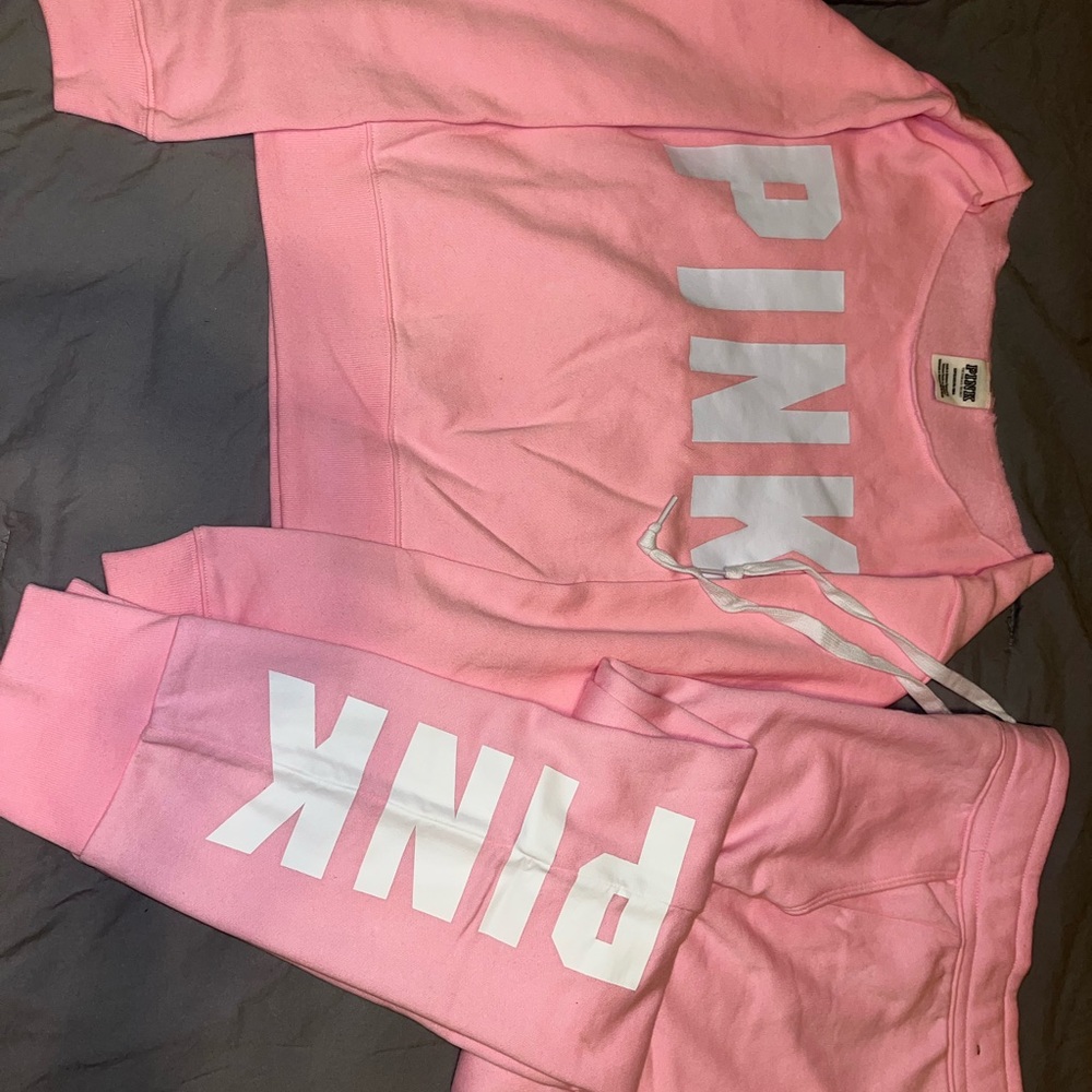 PINK Victoria Secret sweatsuit w/ off-shoulder sweater and skinny jogger